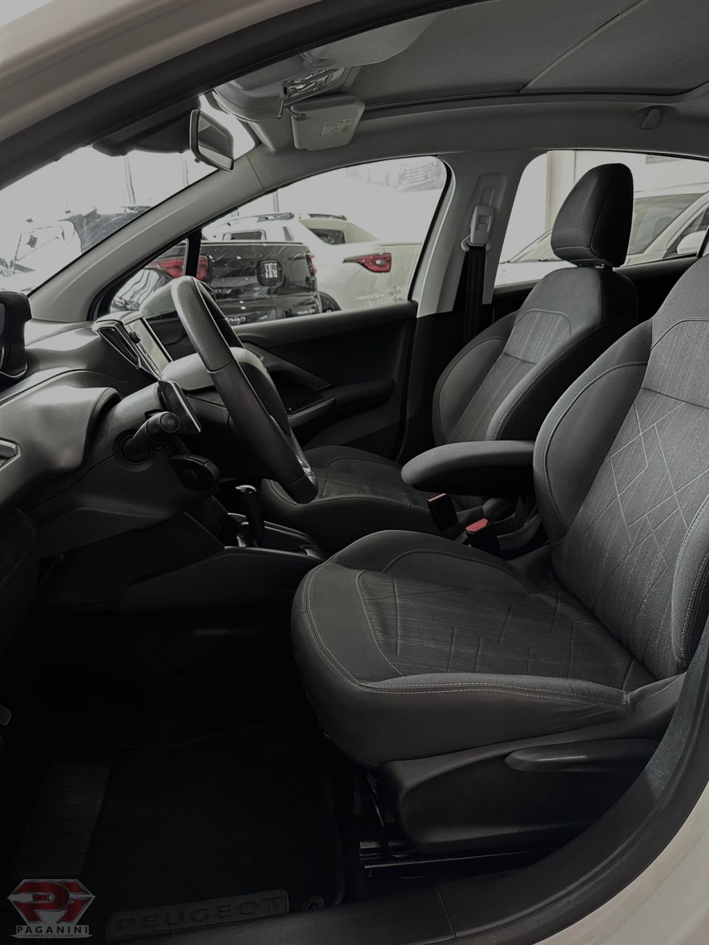 Peugeot 208 Griffe 1.6 Flex 16V 5p Aut. 2015