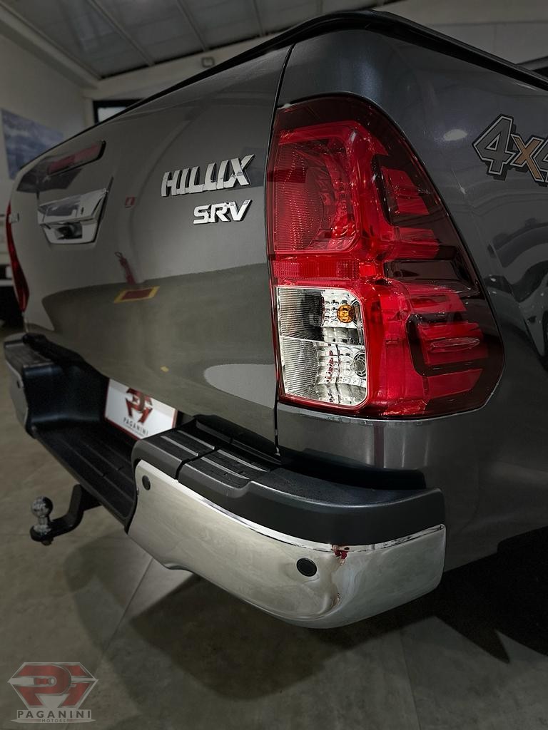 Toyota Hilux CD SRV 4x4 2.8 TDI Diesel Aut. 2022